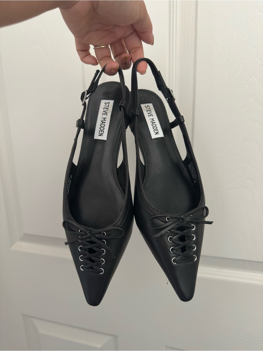 Steve Madden Black Pointed Lace-Up Slingback Flats